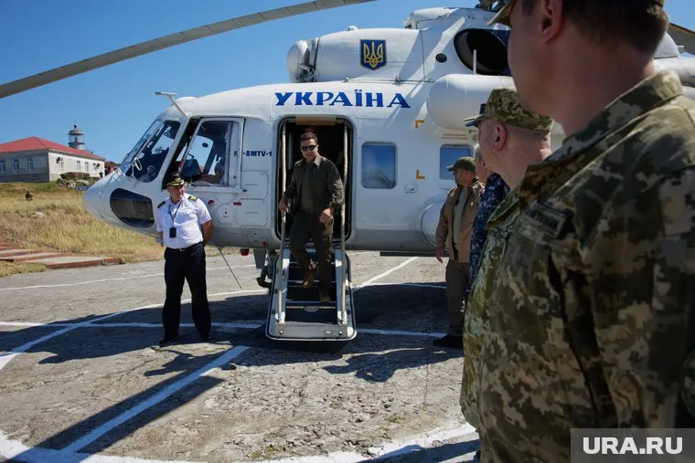Зеленский вылетел в Вашингтон