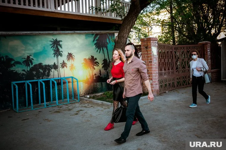 Молодежь напрасно игнорирует маски