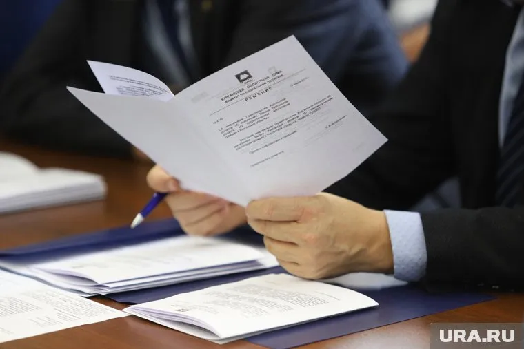 Депутаты Шадринской гордумы не лишили депутата полномочий после выявления конфликта интересов