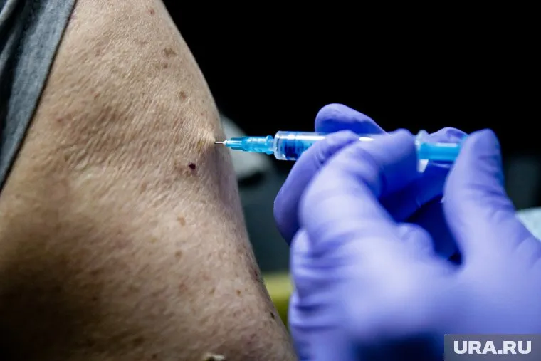 Законопроект об увеличении компенсаций за осложнения от вакцинации повысит доверие граждан РФ к прививкам