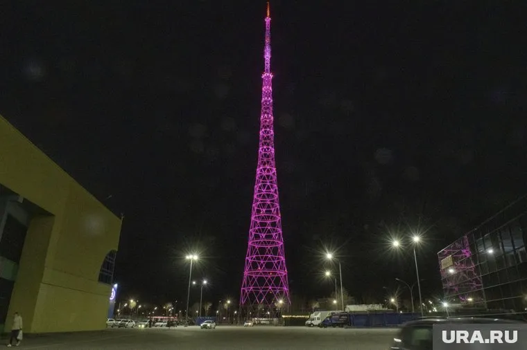 Иллюминация появится 8 июля в 23:00 и продлится до 01:00 9 июля