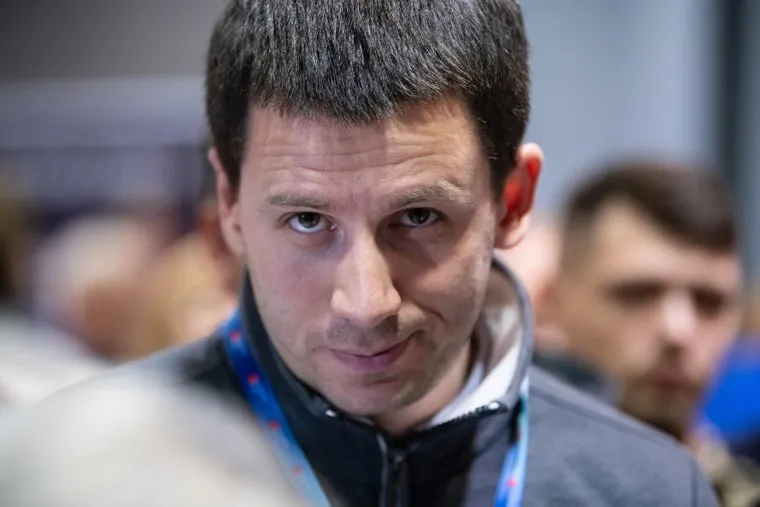 Полпред УрФО Артем Жога на «Форуме добровольцев большого Урала». Свердловская область, Верхняя Пышма