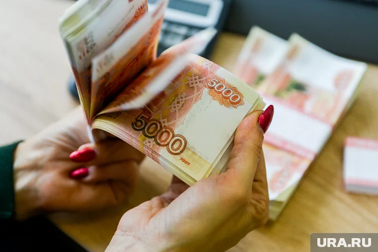 Средняя зарплата на Ямале составляет 173 480 реблей