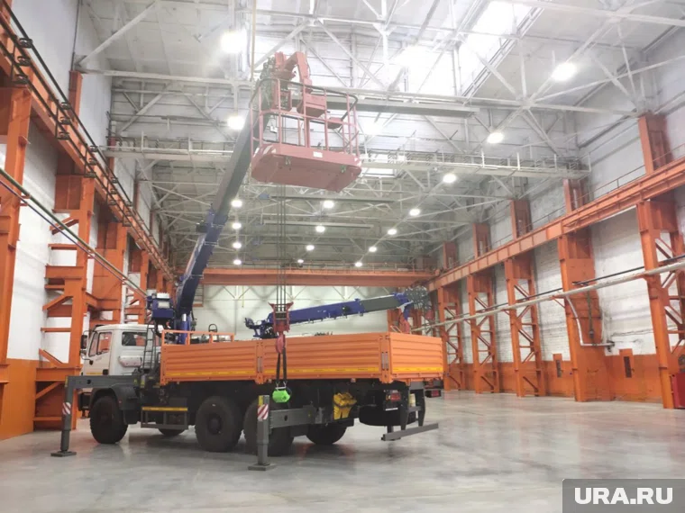 В новом современном цехе будут производить до 400 кранов в год