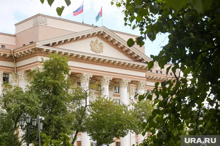 Средний возраст для тюменского замгубернатора составляет 52-53 года