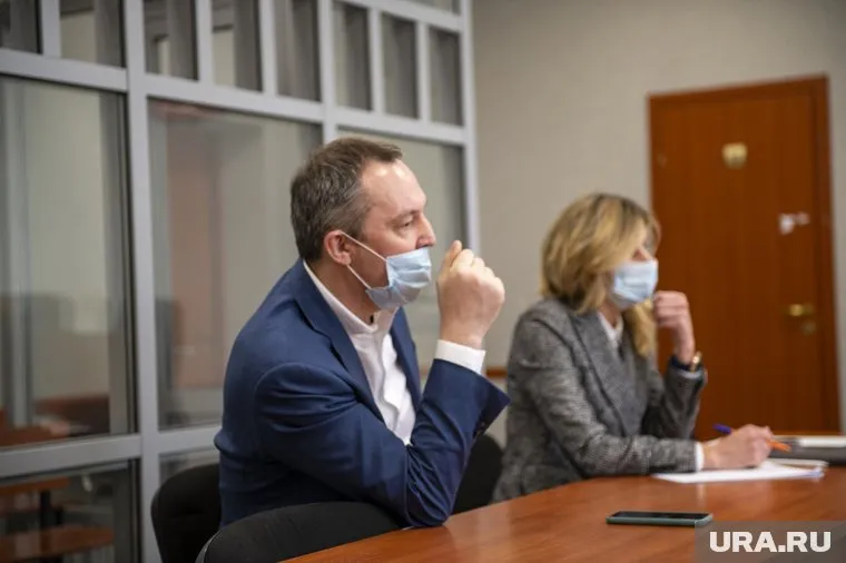 На приговор Алексей Бурнашев пришел с сумкой