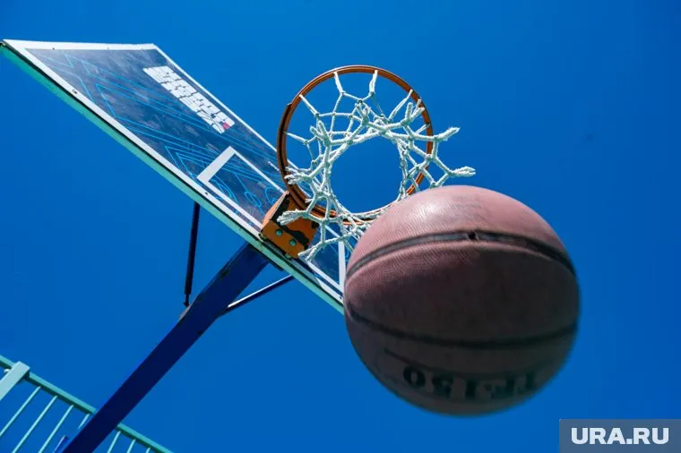 Кольцо рухнуло во время тренировки