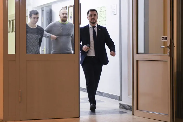 Внеочередная консультация депутатов ЕГД по вопросу повышения заработной платы мэру города и его заместителям. Екатеринбург