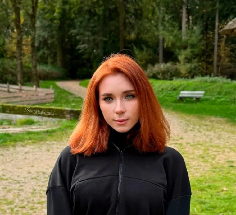 Sweetie Fox стала самой популярной моделью на Pornhub за 2024 год