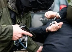 Экс-полковник МВД Захарченко получил 16 лет колонии за взятки