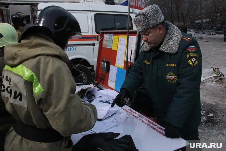 В Магнитогорске продолжается разбор завалов