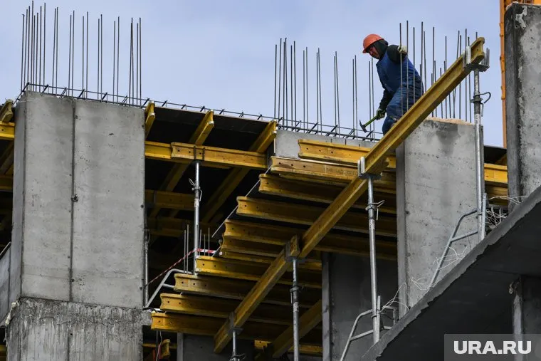 Снести гостиницу собираются за два месяца