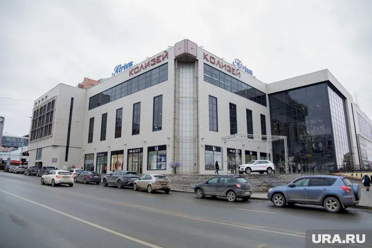 Из общей арендной площади ТЦ в 18 тыс. кв. метров продается 2,5 тыс.