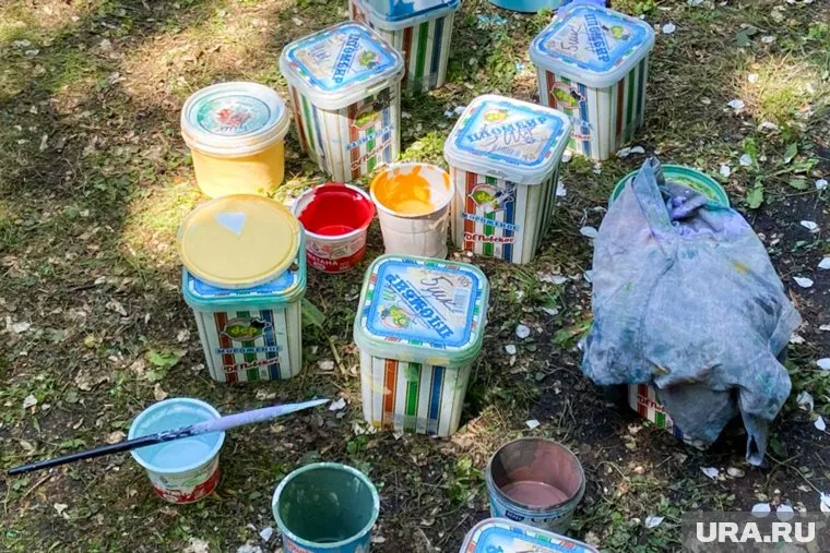 Ребята нарисовали животных, занимающихся спортом