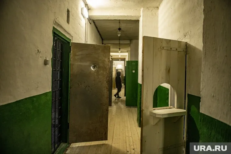 Преступники захватили заложников и заняли одно отдельное помещение на территории колонии