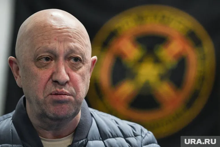 Евгений Пригожин прятал деньги в пакетах и сумках, передает Пятый Канал