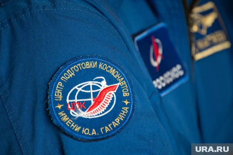 Полеты российских космонавтов на кораблях США не слишком сильно котируются, сказал историк космонавтики