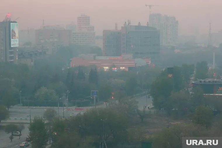 Из-за смены направления ветра дым от пожаров может вновь пойти на Екатеринбург