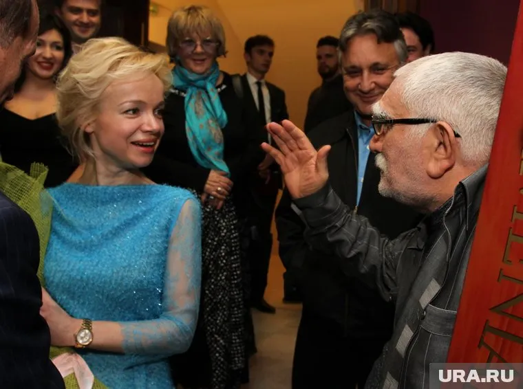 В отношениях актера и пианистки произошел разлад