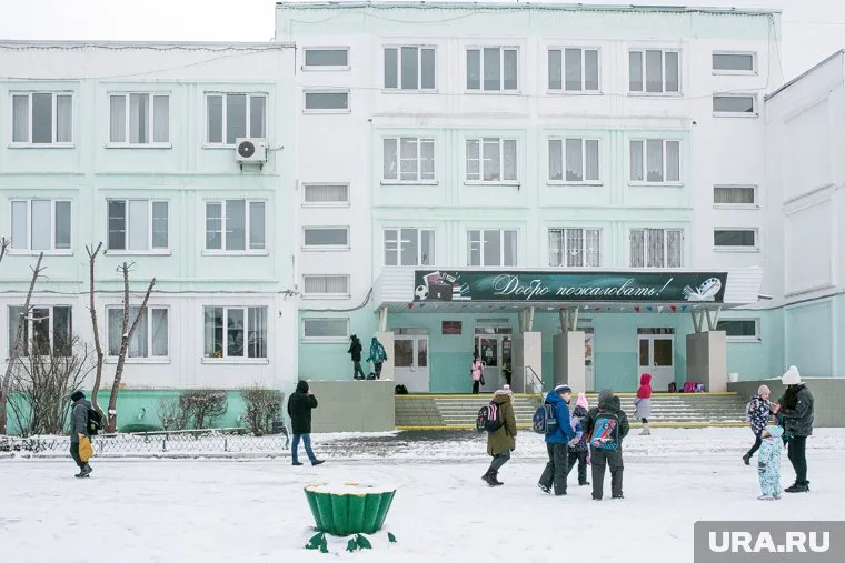 12-летний школьник хотел пошутить над сверстниками