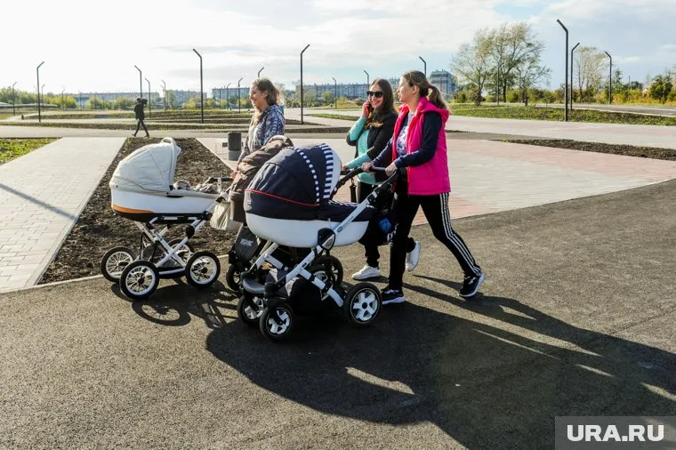 Гражданам нужно списывать кредиты за рождение детей, считает Сергей Каргинов