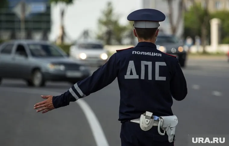 В происшествии пострадал сотрудник ДПС