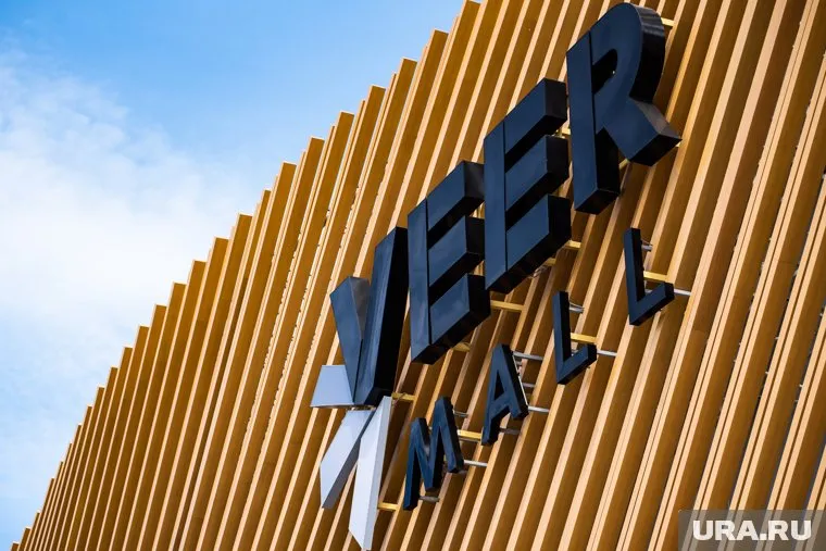 Парковка днем в выходные и праздничные дни будет бесплатной