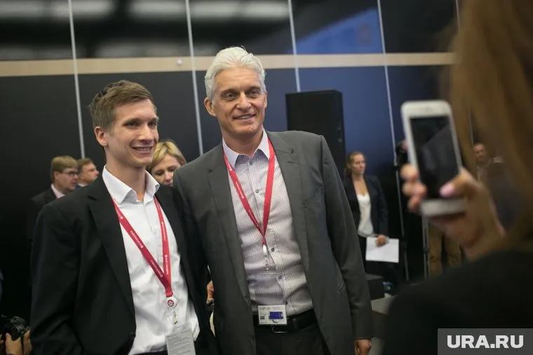 Олег Тиньков вынужден отдать паспорта и документ о резидентстве в Италии