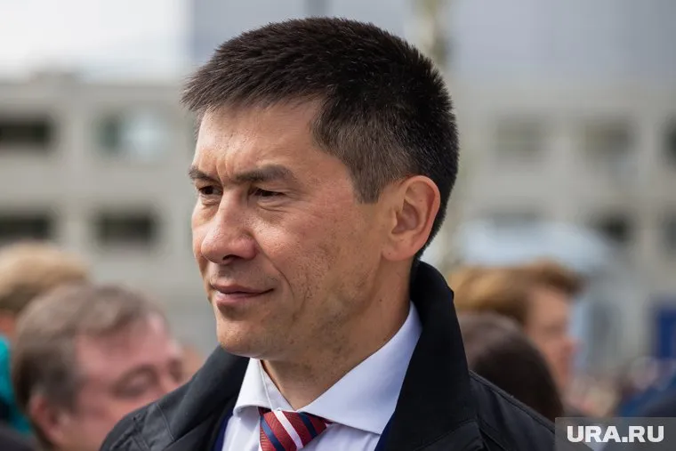 Руслан Садыков подчеркнул, что в регионе создаются все условия для поддержки семей