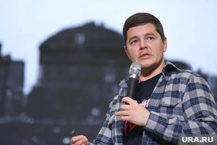 Дмитрий Артюхов встретился с ноябрянами