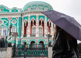 Екатеринбуржец распылил перцовый баллончик в мужчину ради лучшего вида на салют