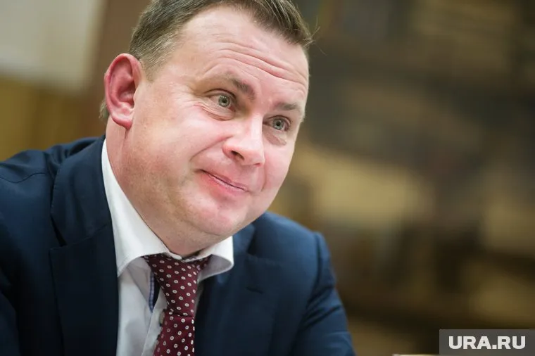 Пинаев поддержал Глацких в ее первом после отставки проекте