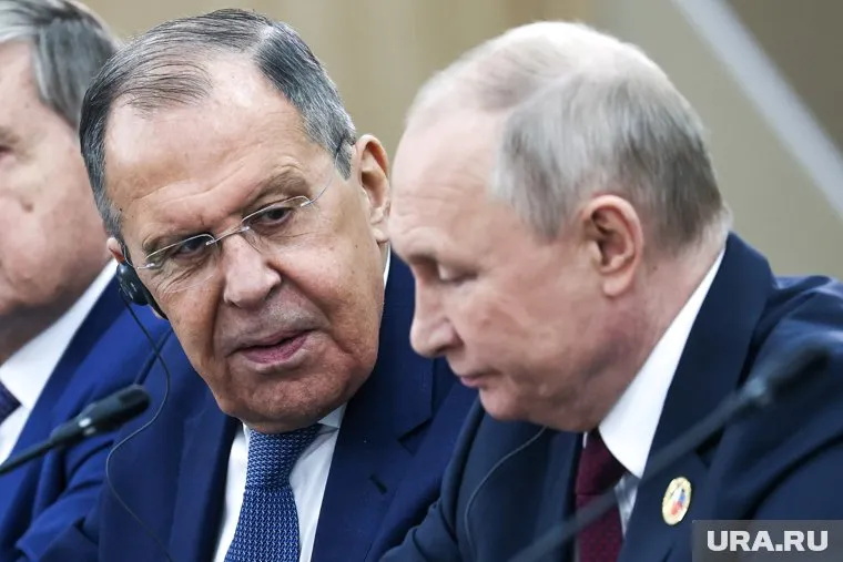 Лавров и Путин приняли предложение посетить КНДР