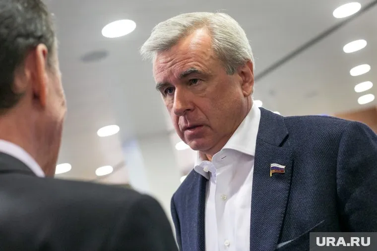 Депутат Вячеслав Лысаков сам был согласен уйти