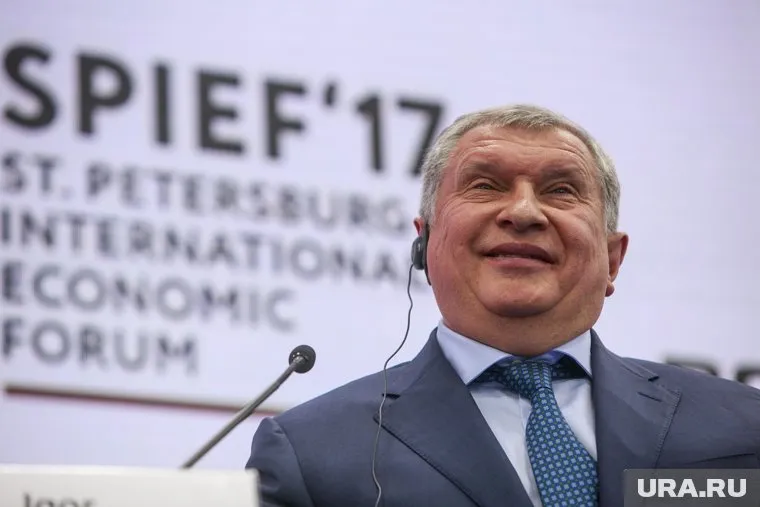 Игорь Сечин не жалеет денег на комфорт