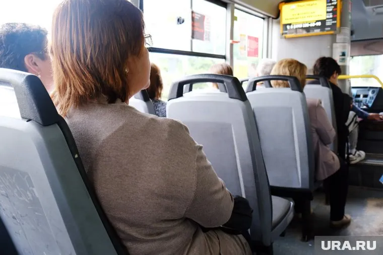 В аварии пострадали мать с 12-летней дочерью