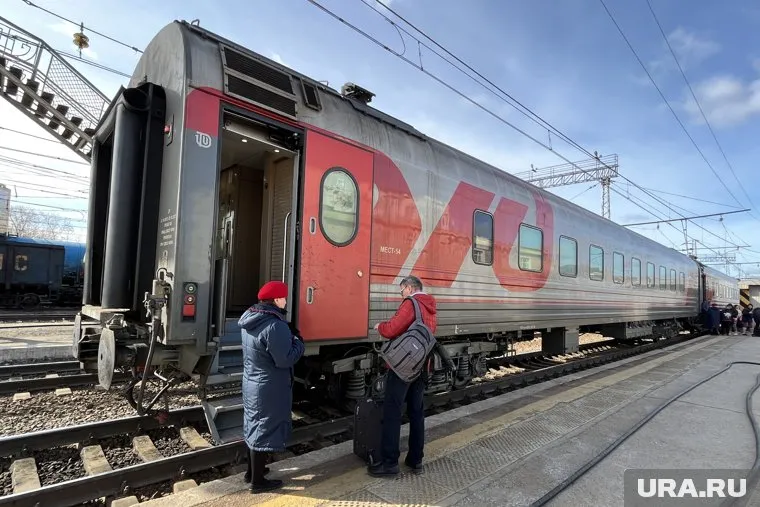 В Ноябрьске с поезда сняли вахтовика, работающего в ХМАО