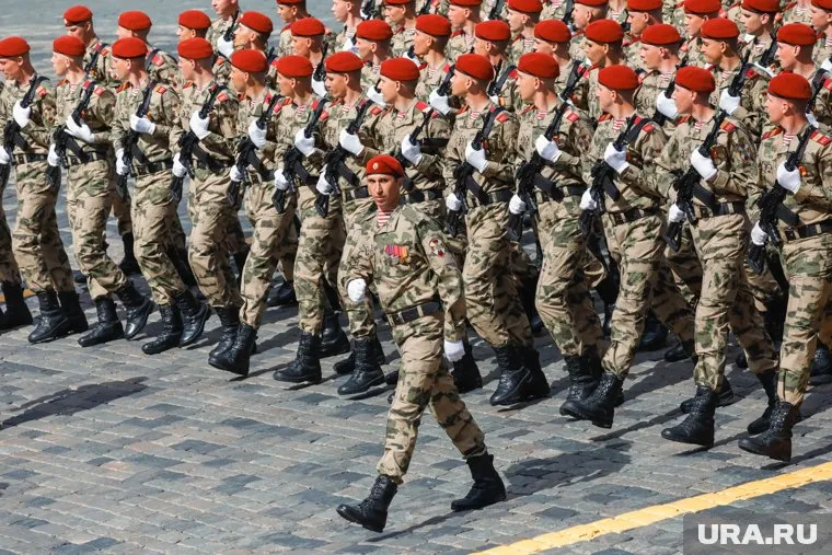 День войск национальной гвардии России ежегодно отмечается 27 марта