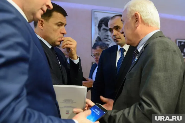 Губернатор Куйвашев сегодня находится в Париже