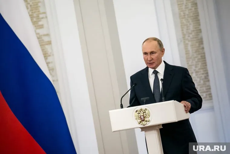 Путин считает, что в России сократилось число бедных людей