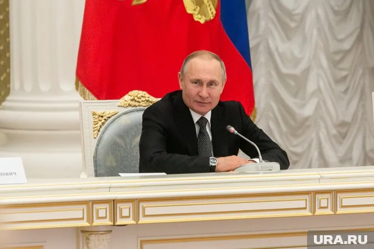 Владимир Путин отметил важность банковского сектора в восстановлении экономики страны