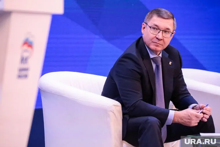 Секретарь Генсовета партии "Единая Россия" призвал прекратить споры о ЕГЭ