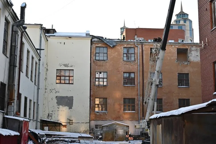 Снос здания на Декабристов, 20. Необр