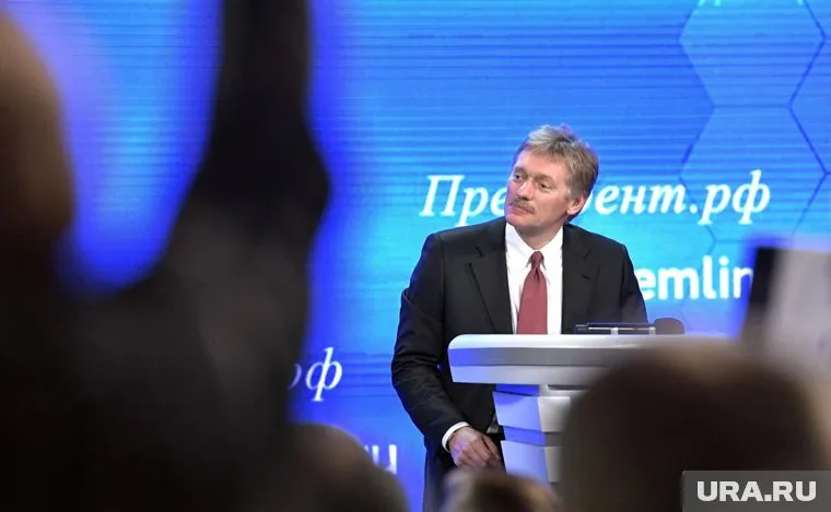 Песков прокомментировал эпизод из мемуаров экс-главы ФБР