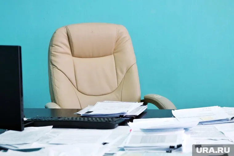 Из Минэнерго планируют уволить еще двух заместителей министра, пишет «Ъ»