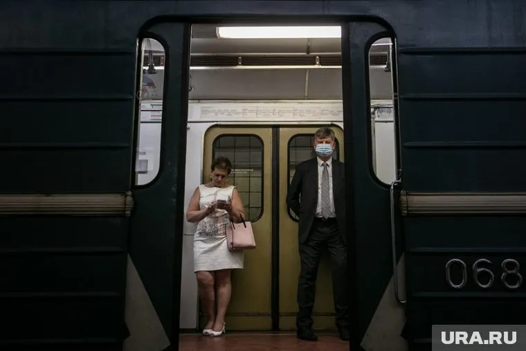 В метрополитене не хватает работников, многие увольняются из-за низких зарплат
