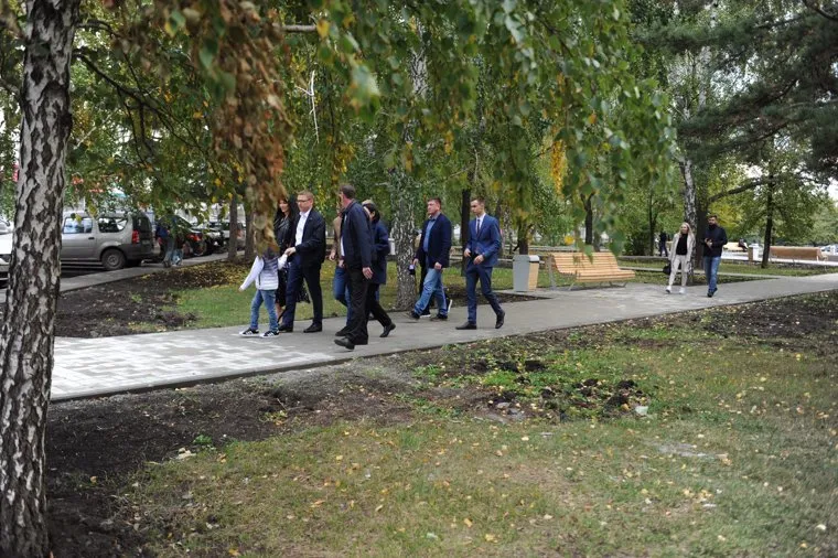 Текслер в сквере на красного урала необр