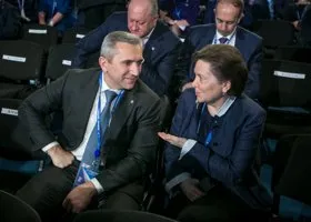 Комарова провела репетицию выборов президента на кампании Моора