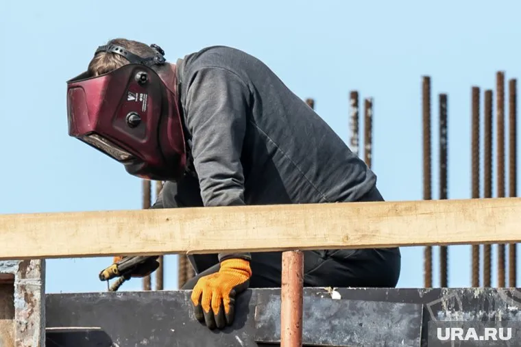 Путин провел совещание по вопросам развития строительной отрасли в РФ