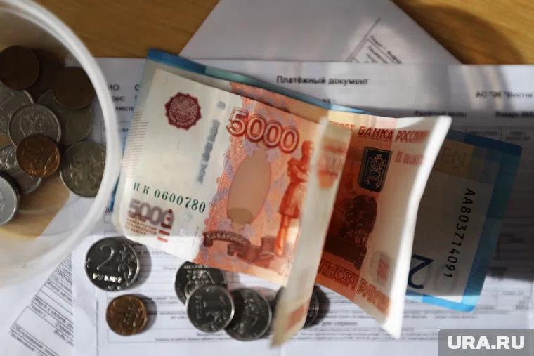 Житель Кургана накопил долг за ЖКХ в размере 400 тысяч рублей